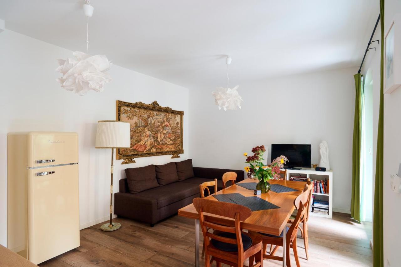 Beautiful And Cozy Remise For Up To 6 Guests Apartment เบอร์ลิน ภายนอก รูปภาพ